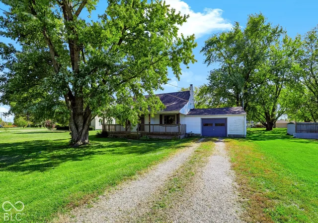 Photo 2 of Single family home for sale at 6405 W Bethel Ave, Muncie, IN 47304 | MLS# 22131197 | Listing updated on 2026-10-17