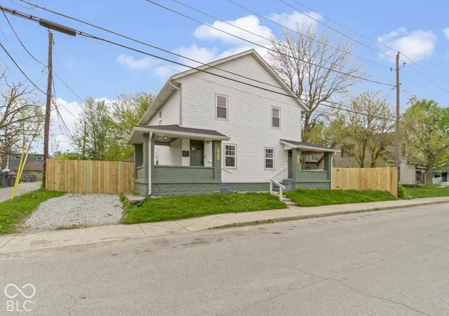 Photo 1 of House for sale at 2617 E Saint Clair St, Indianapolis, IN 46201 | MLS# 22131226 | Listing updated on 2026-10-15