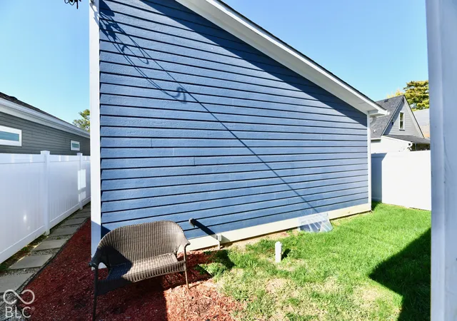 Photo 2 of Single family home for sale at 1813 S Talbott St, Indianapolis, IN 46225 | MLS# 22131238 | Listing updated on 2026-10-29