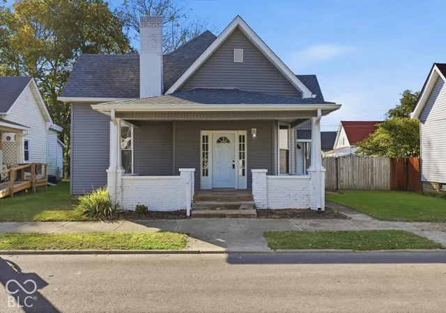 Photo 1 of Single family home for sale at 513 S West St, Shelbyville, IN 46176 | MLS# 22131241 | Listing updated on 2026-10-13