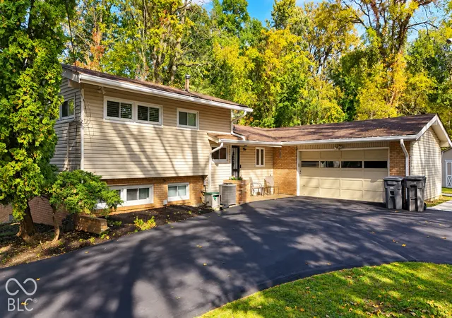 Photo 1 of Single family home for sale at 4225 Westbourne Dr, Indianapolis, IN 46205 | MLS# 22131244 | Listing updated on 2026-10-15