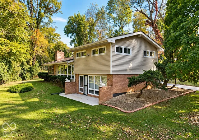 Photo 2 of Single family home for sale at 4225 Westbourne Dr, Indianapolis, IN 46205 | MLS# 22131244 | Listing updated on 2026-10-15