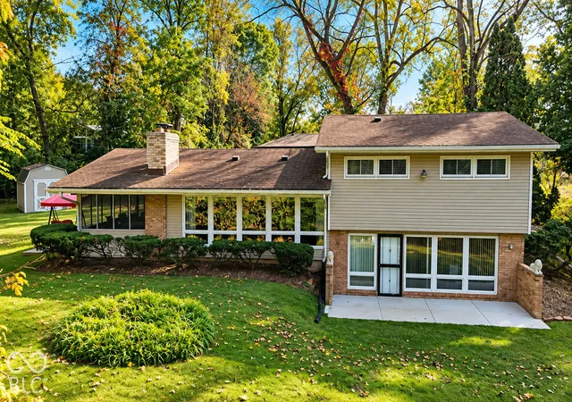 Photo 3 of Single family home for sale at 4225 Westbourne Dr, Indianapolis, IN 46205 | MLS# 22131244 | Listing updated on 2026-10-15