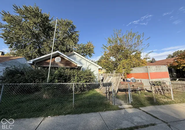 Photo 1 of Sale Pending at 1709 N Lafountain, Kokomo, IN 46901 | MLS# 22131250 | Listing updated on 2026-10-17