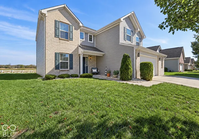 Photo 3 of Single family home for sale at 8625 S Tibbs Ave, Indianapolis, IN 46217 | MLS# 22131263 | Listing updated on 2026-10-29