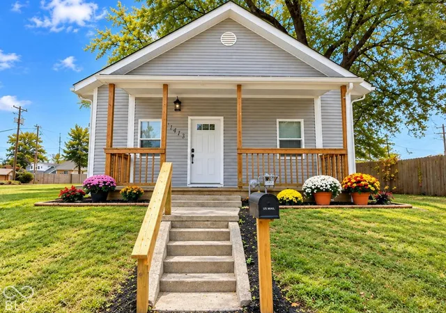 Photo 1 of Single family home for sale at 1413 E Gilbert St, Muncie, IN 47305 | MLS# 22131271 | Listing updated on 2026-10-16