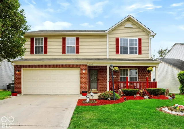 Photo 1 of Single family home for sale at 11915 Newcastle Dr, Indianapolis, IN 46235 | MLS# 22131281 | Listing updated on 2026-10-22