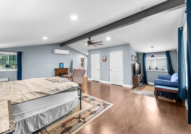 Photo 3 of Single family home for sale at 12407 E US Hwy 50, Seymour, IN 47274 | MLS# 22131285 | Listing updated on 2026-10-26