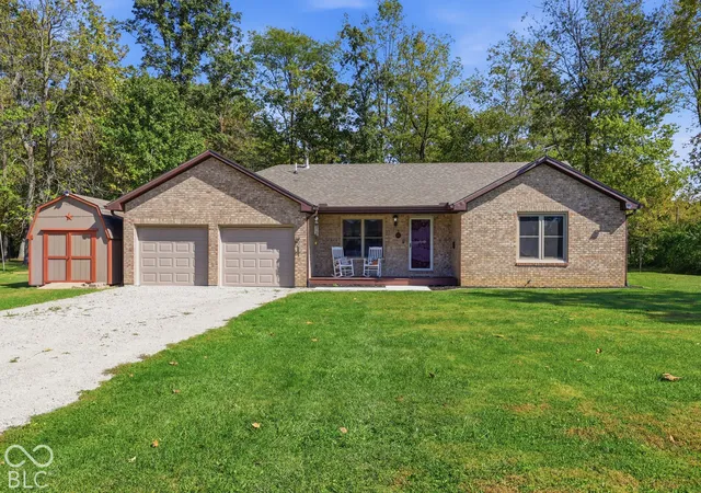 Single family home for sale at 978 Prairie 480 W, Shelbyville, IN 46176 | MLS# 22131286