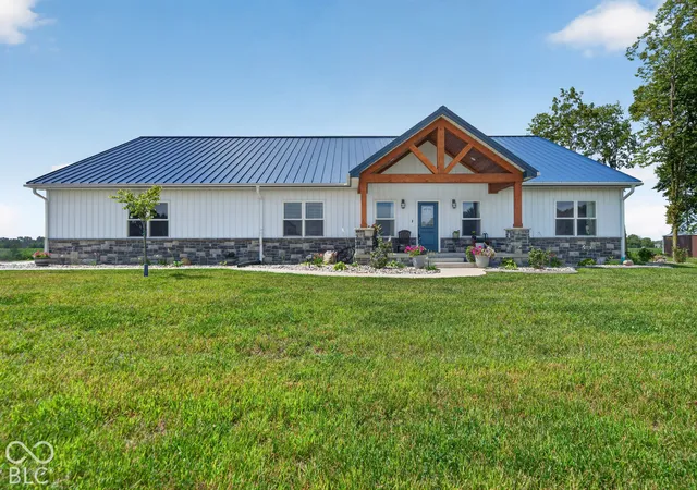 Photo 1 of Sale Pending at 693 S 200 East, Kokomo, IN 46902 | MLS# 22131288 | Listing updated on 2026-10-19