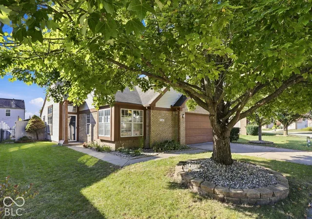 Photo 3 of Sale Pending at 5141 Aspen Talon Ct, Indianapolis, IN 46254 | MLS# 22131302 | Listing updated on 2026-10-28
