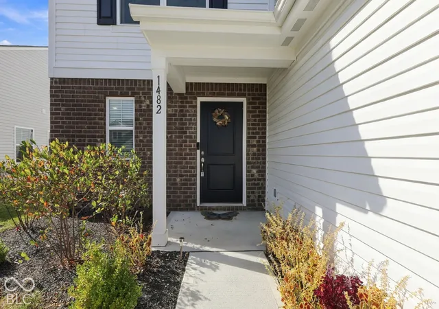 Photo 3 of Single family home for sale at 1482 Littleleaf Dr, Sheridan, IN 46069 | MLS# 22131306 | Listing updated on 2026-10-27