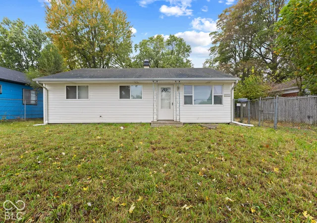 Photo 1 of Single family home for sale at 1931 Brentwood Dr, Anderson, IN 46011 | MLS# 22131307 | Listing updated on 2026-10-17