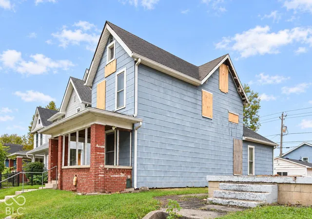 Photo 2 of Sale Pending at 226 N Walcott St, Indianapolis, IN 46201 | MLS# 22131315 | Listing updated on 2026-10-27