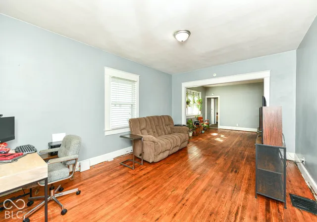 Photo 4 of Single family home for sale at 1118 N Ewing St, Indianapolis, IN 46201 | MLS# 22131317 | Listing updated on 2026-10-15