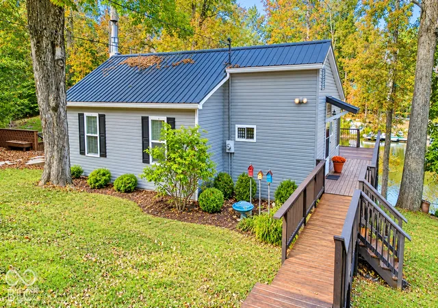 Photo 3 of Single family home for sale at 8434 S Parmalee Dr, Nineveh, IN 46164 | MLS# 22131318 | Listing updated on 2026-10-22