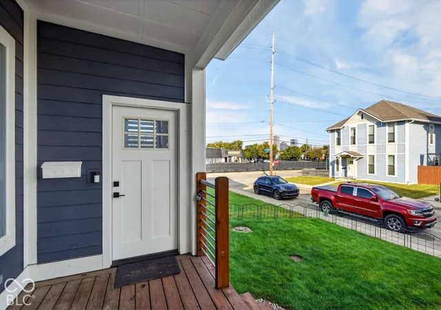Photo 4 of Single family home for sale at 1107 Spann Ave, Indianapolis, IN 46203 | MLS# 22131332 | Listing updated on 2026-10-16