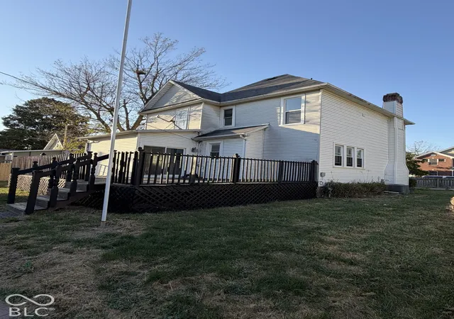 Photo 4 of Single family home for sale at 1705 S East St, Elwood, IN 46036 | MLS# 22131371 | Listing updated on 2026-10-14