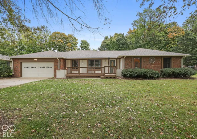 Photo 1 of Single family home for sale at 801 S Restin Rd, Greenwood, IN 46142 | MLS# 22131379 | Listing updated on 2026-10-15