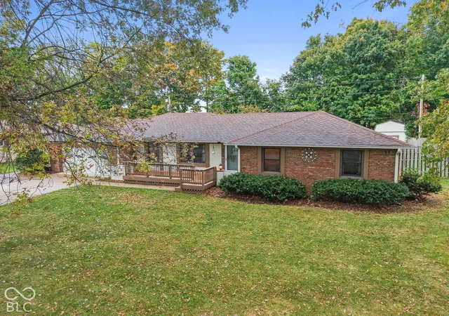 Photo 3 of Single family home for sale at 801 S Restin Rd, Greenwood, IN 46142 | MLS# 22131379 | Listing updated on 2026-10-15