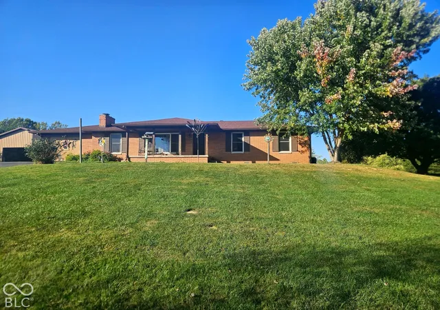Photo 1 of Single family home for sale at 1710 Lincoln Hl Rd, Martinsville, IN 46151 | MLS# 22131386 | Listing updated on 2026-10-19