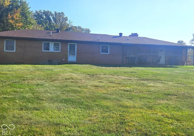 Photo 3 of Single family home for sale at 1710 Lincoln Hl Rd, Martinsville, IN 46151 | MLS# 22131386 | Listing updated on 2026-10-19