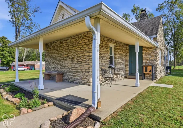 Photo 4 of Sale Pending at 4996 N 50 East, Shelbyville, IN 46176 | MLS# 22131392 | Listing updated on 2026-10-19