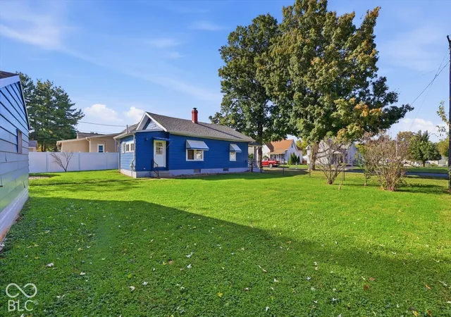 Photo 4 of Single family home for sale at 315 W Pennsylvania St, Shelbyville, IN 46176 | MLS# 22131394 | Listing updated on 2026-10-26