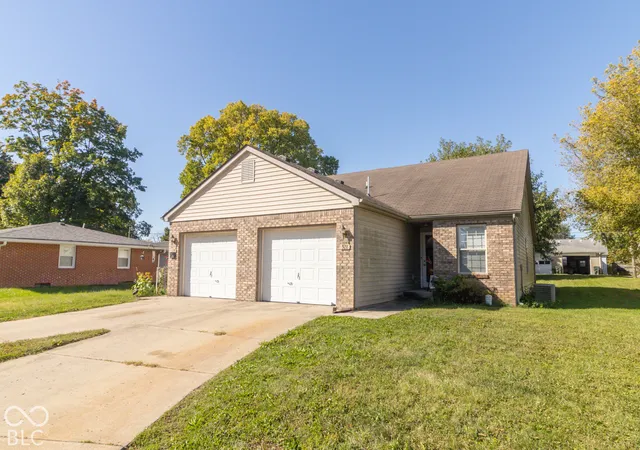 Photo 3 of Multi family home for sale at 526 528 N Swope St, Greenfield, IN 46140 | MLS# 22131400 | Listing updated on 2026-10-14