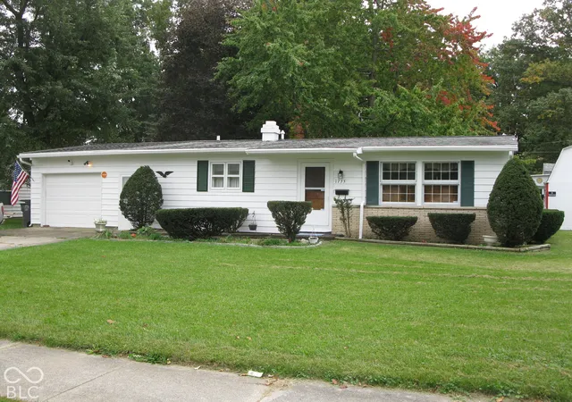 Photo 1 of Single family home for sale at 1735 Lower Huntington Rd, Fort Wayne, IN 46819 | MLS# 22131413 | Listing updated on 2026-10-16