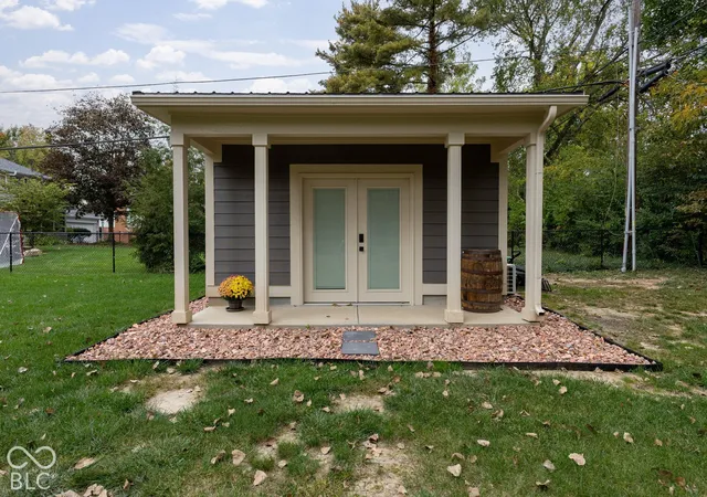 Photo 3 of Sale Pending at 6330 Landborough N, Indianapolis, IN 46220 | MLS# 22131420 | Listing updated on 2026-10-16