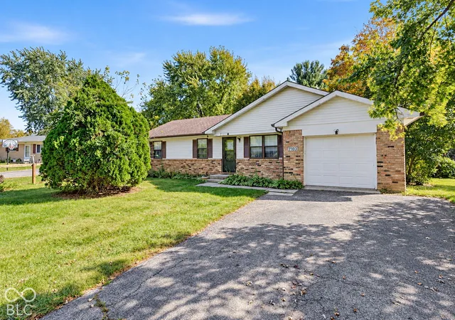 Photo 1 of Single family home for sale at 7153 N Orchard Dr, Indianapolis, IN 46236 | MLS# 22131422 | Listing updated on 2026-10-26