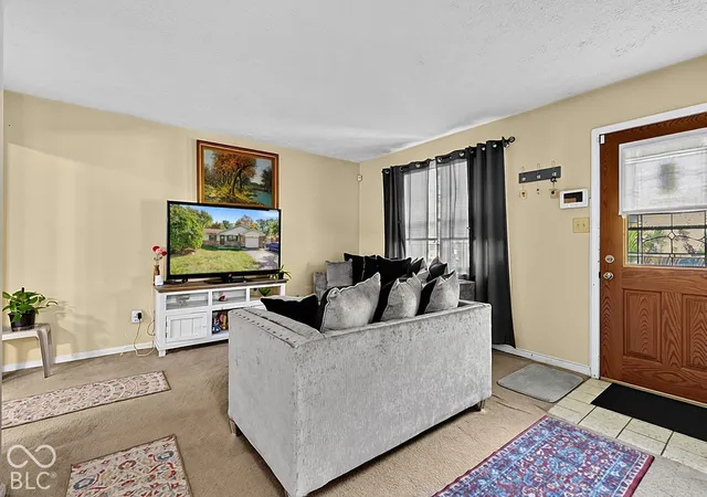 Photo 4 of Single family home for sale at 7153 N Orchard Dr, Indianapolis, IN 46236 | MLS# 22131422 | Listing updated on 2026-10-26