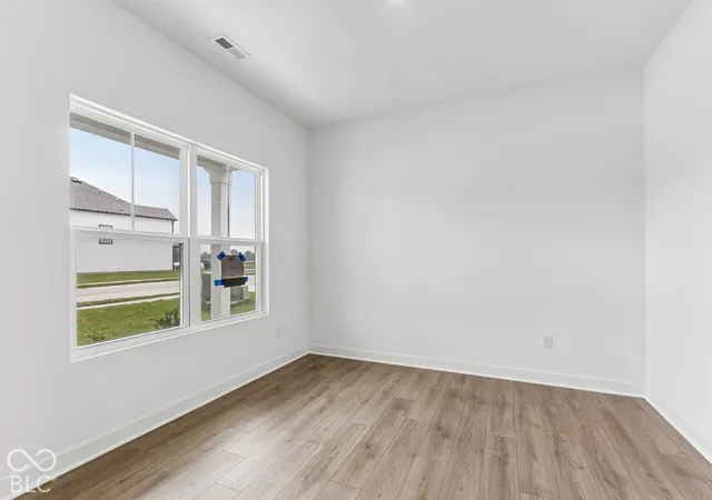 Photo 4 of Single family home for sale at 9226 Fitzgerald Dr, Indianapolis, IN 46239 | MLS# 22131425 | Listing updated on 2026-10-17