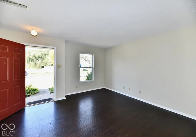 Photo 4 of Single family home for sale at 511 Tomahawk St, Sheridan, IN 46069 | MLS# 22131431 | Listing updated on 2026-10-26