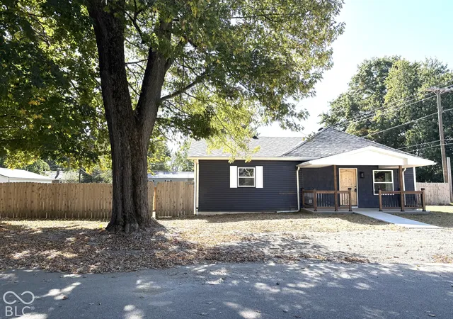 Photo 1 of Sale Pending at 209 W Walnut St, Waynetown, IN 47990 | MLS# 22131439 | Listing updated on 2026-10-22