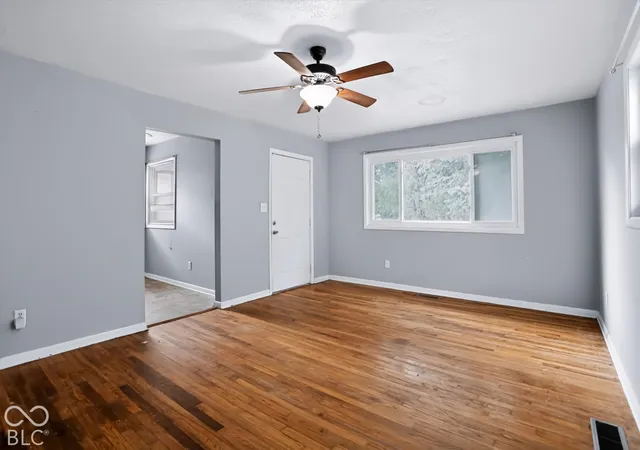 Photo 4 of Single family home for sale at 4147 Bowman Ave, Indianapolis, IN 46227 | MLS# 22131442 | Listing updated on 2026-10-20