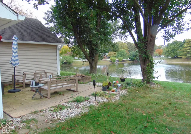 Photo 3 of Single family home for sale at 6796 Wild Cherry Dr, Fishers, IN 46038 | MLS# 22131448 | Listing updated on 2026-10-20