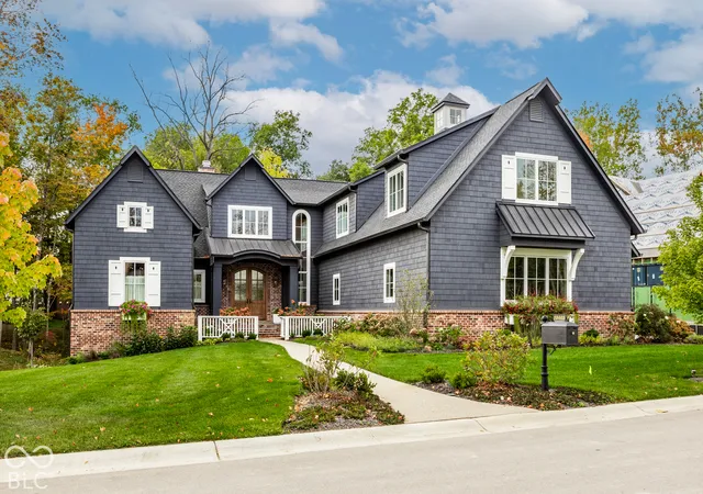 Photo 1 of Mansion for sale at 10465 Holliday Farms Blvd, Zionsville, IN 46077 | MLS# 22131450 | Listing updated on 2026-10-23