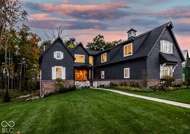 Photo 1 of Single family home for sale at 10465 Holliday Farms Blvd, Zionsville, IN 46077 | MLS# 22131450 | Listing updated on 2026-10-23