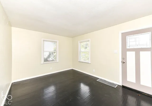 Photo 3 of Single family home for sale at 3062 N Temple Ave, Indianapolis, IN 46218 | MLS# 22131456 | Listing updated on 2026-10-21