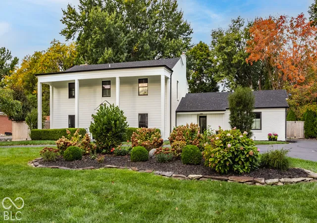 Photo 2 of Single family home for sale at 9436 N Kenwood Ave, Indianapolis, IN 46260 | MLS# 22131461 | Listing updated on 2026-10-27