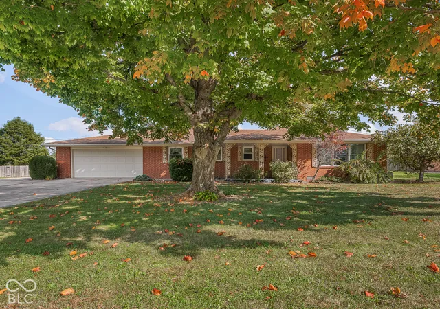 Single family home for sale at 9008 Carriage, Pendleton, IN 46064 | MLS# 22131472