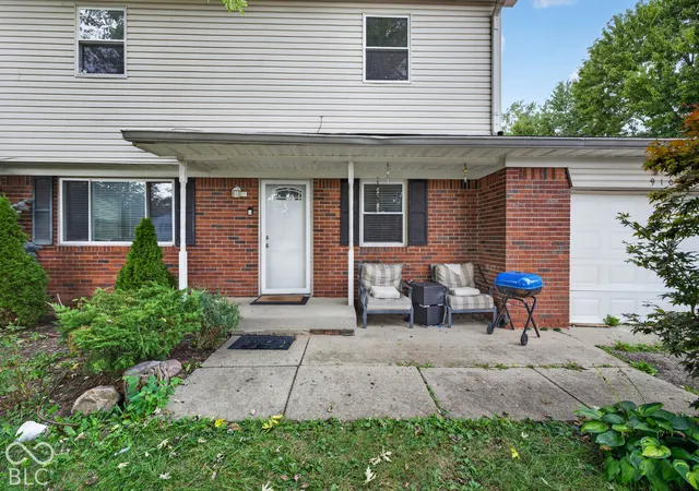 Photo 2 of Single family home for sale at 9106 Broken Arrow Rd, Indianapolis, IN 46234 | MLS# 22131489 | Listing updated on 2026-10-17