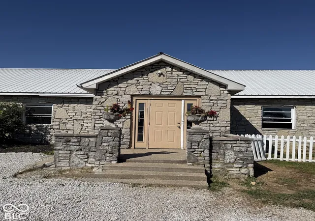 Photo 2 of Multi family home for sale at 314 E Barachel Ln, Greensburg, IN 47240 | MLS# 22131490 | Listing updated on 2026-10-15