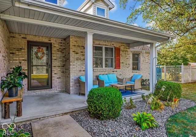 Photo 4 of Single family home for sale at 2151 Dogwood Trl, Seymour, IN 47274 | MLS# 22131537 | Listing updated on 2026-10-14