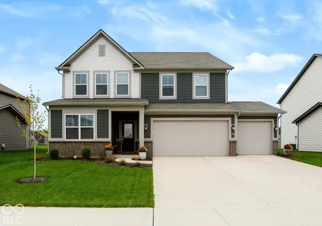 Photo 1 of Single family home for sale at 10826 Gates Crk Dr, Indianapolis, IN 46239 | MLS# 22131538 | Listing updated on 2026-10-29