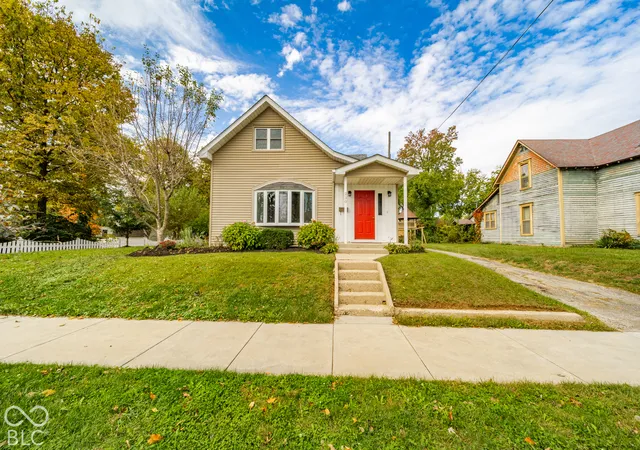 Photo 3 of Single family home for sale at 230 Franklin St, Pendleton, IN 46064 | MLS# 22131542 | Listing updated on 2026-10-27