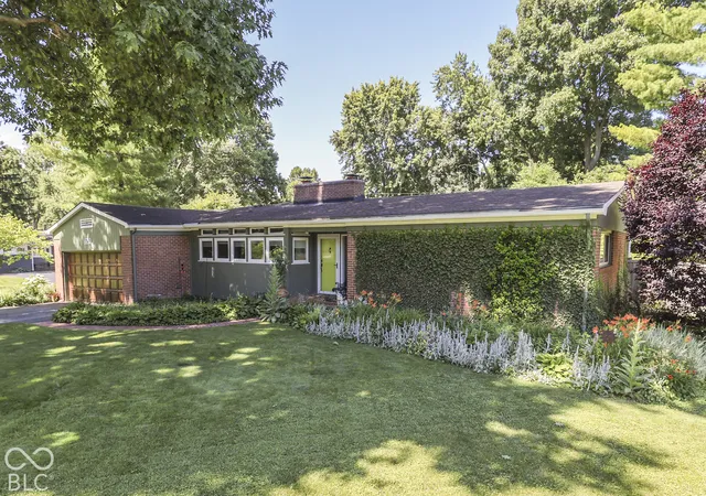 Photo 1 of Single family home for sale at 4950 Lincoln Rd, Indianapolis, IN 46228 | MLS# 22131552 | Listing updated on 2026-10-27