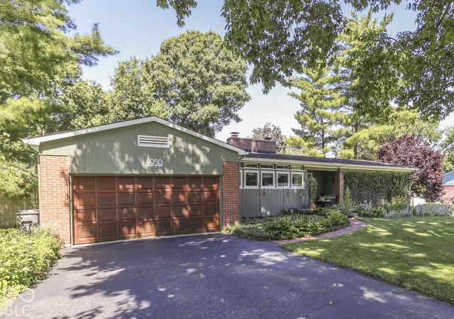 Photo 2 of Single family home for sale at 4950 Lincoln Rd, Indianapolis, IN 46228 | MLS# 22131552 | Listing updated on 2026-10-27